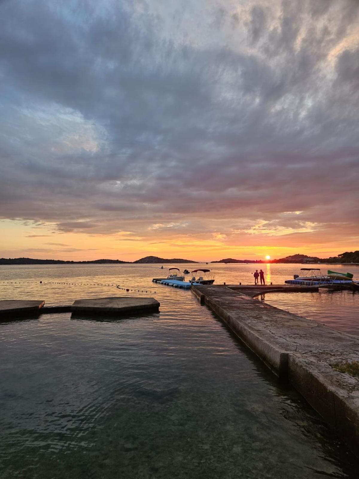 Apartmani Linda Vodice Extérieur photo